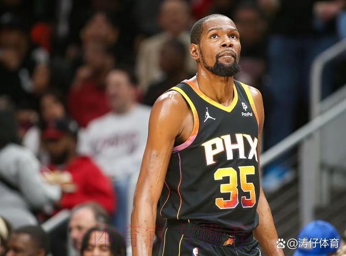 点名戈贝尔 杜兰特干拔三分空心入网 点名戈贝尔 杜兰特干拔三分空心入网