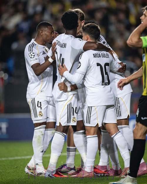 罗马诺:阿拉巴将于5月与皇马签约 年薪1200万 罗马诺:阿拉巴将于5月与皇马签约 年薪1200万